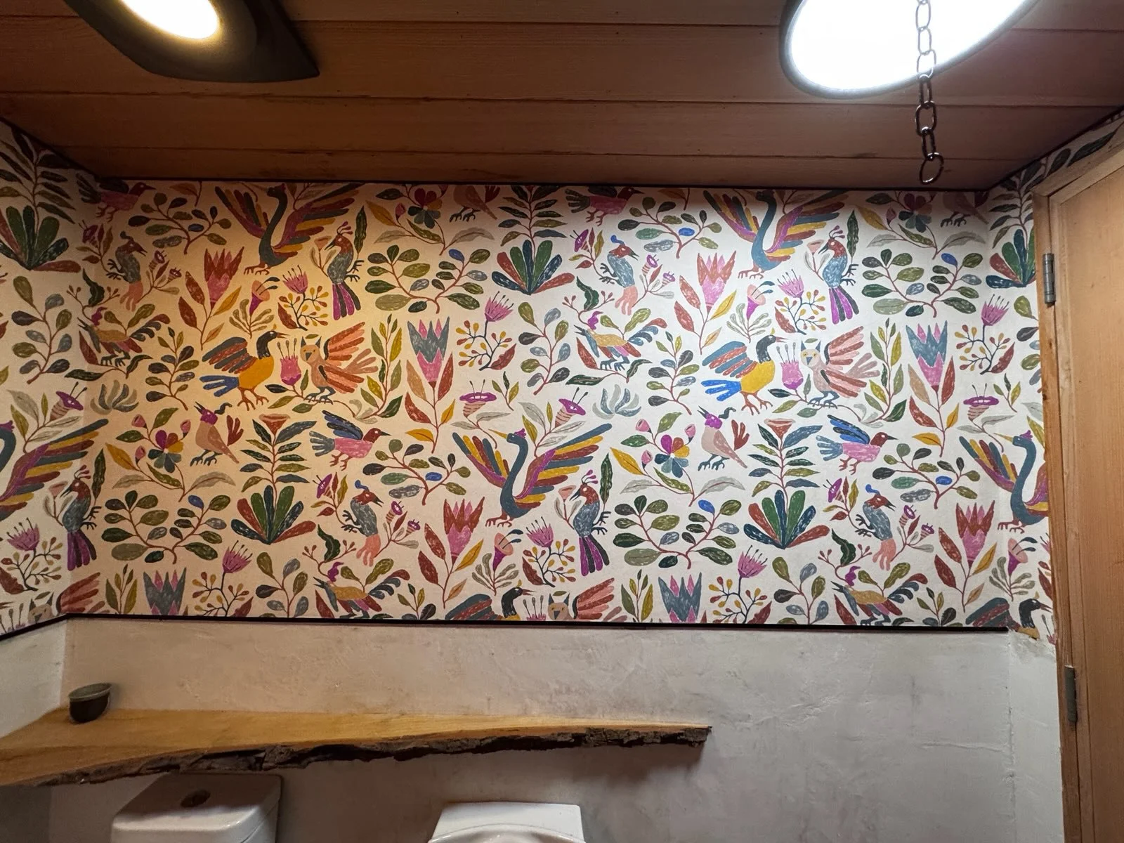 Professional wallpaper installation in Orlando FL