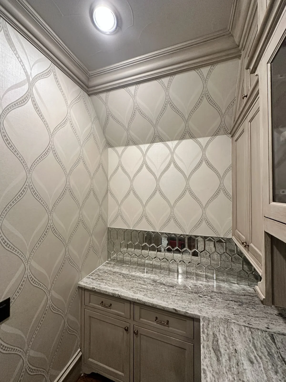 Wallpaper installation South Semoran Orlando