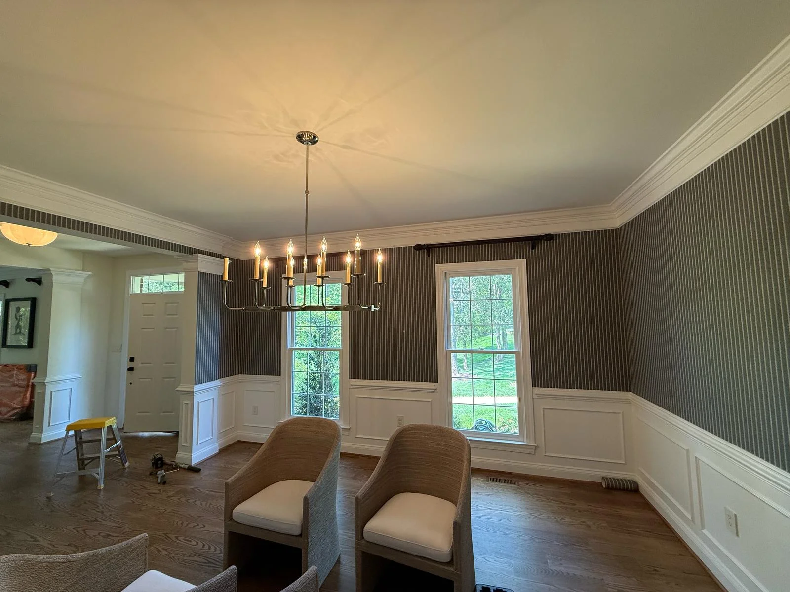 Traditional timeless wallpaper Orlando