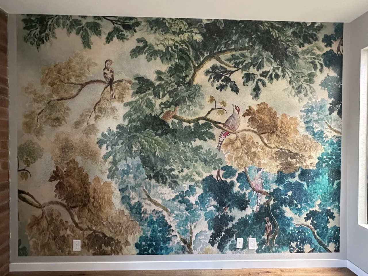 Vintage wallpaper pattern installation Orlando